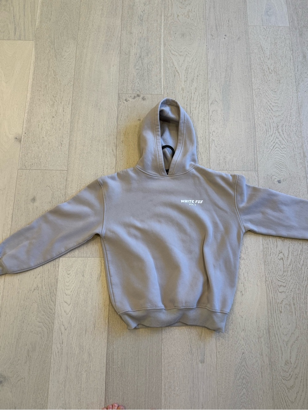 White fox vol. 3 hoodie